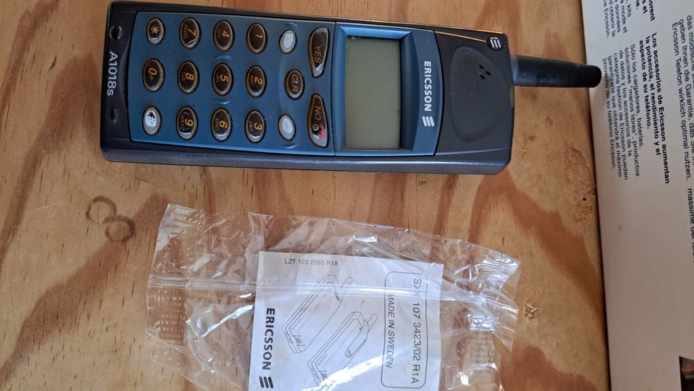 Ericsson A1018S - Para colecção