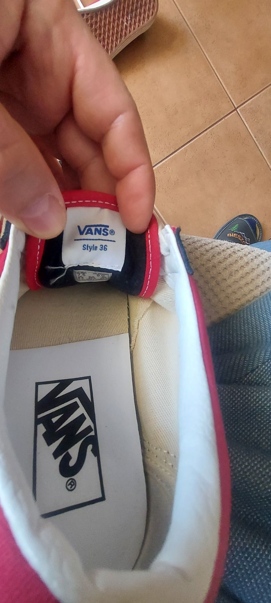 Vans rozmiar 40 długość wkładki 25.5cm