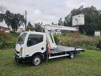 Nissan cabstar c/ plataforma elevatória