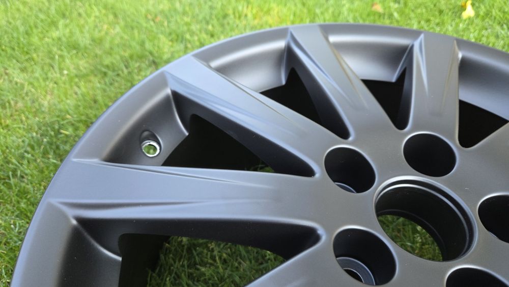 Felgi Toyota 18 x 7,5J ET45 5x112 czarna satyna