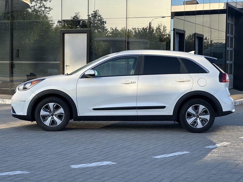 KIA Niro Hybrid ідеальний стан