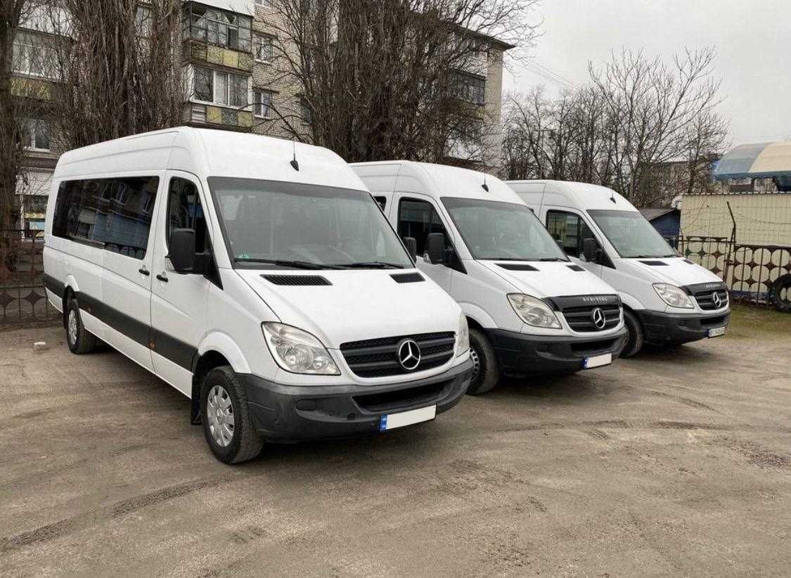 Оренда автобуса мікроавтобуса Кам'янець-Подільський. Перевезення