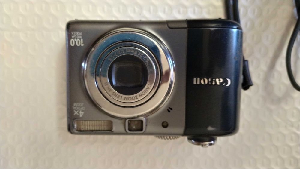 Фотоаппарат Canon PowerShot A1000 + SD карта Kingston