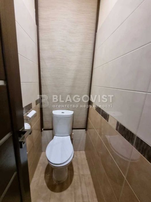 Продаж 2кім.Очаківська 8, Сталінка, район Севастопольської площі