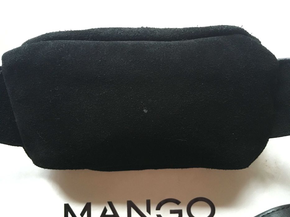 Сумка-бананка Mango з натуральної замші | чорна