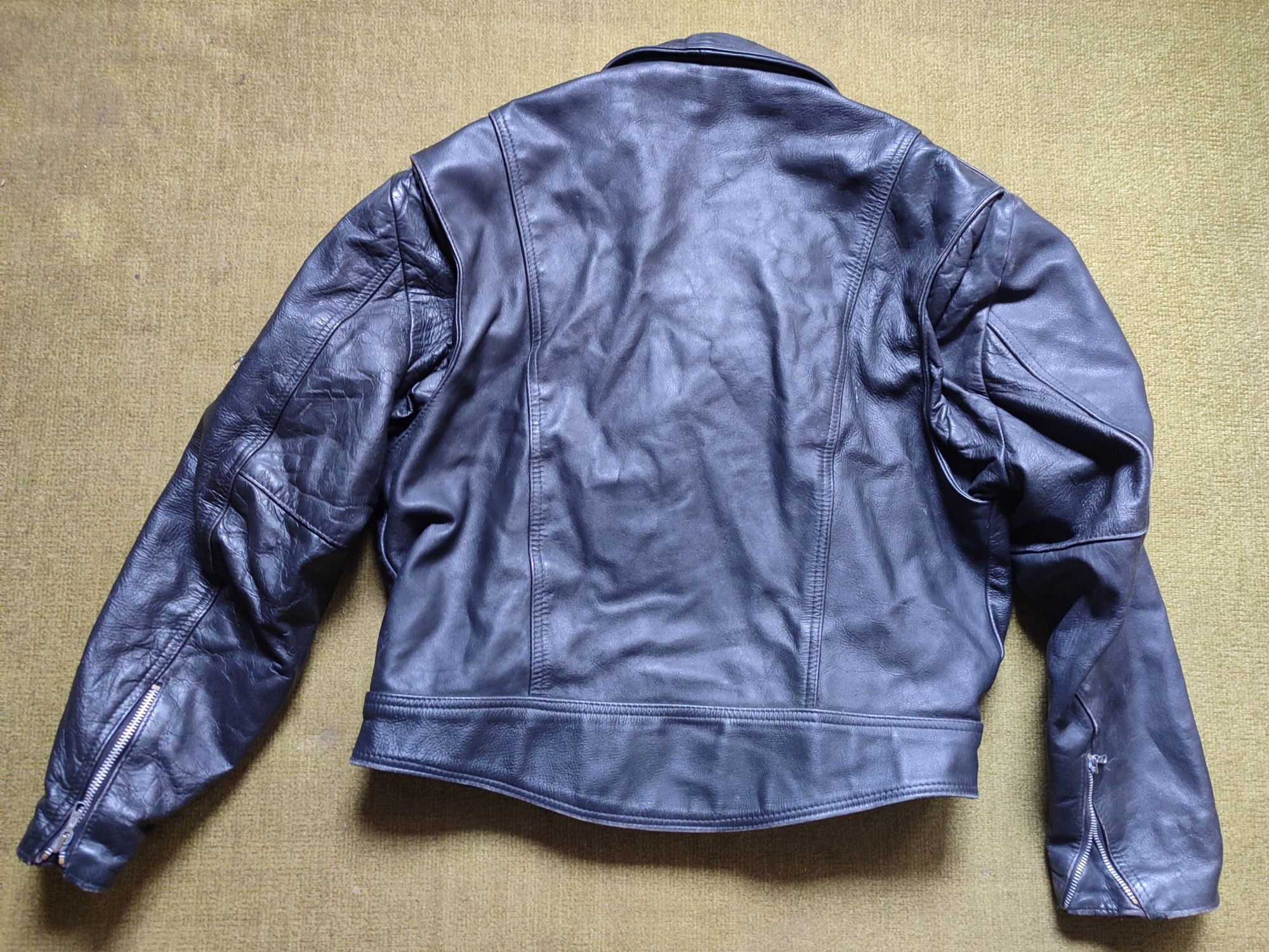 Косуха L-XL куртка шкіряна