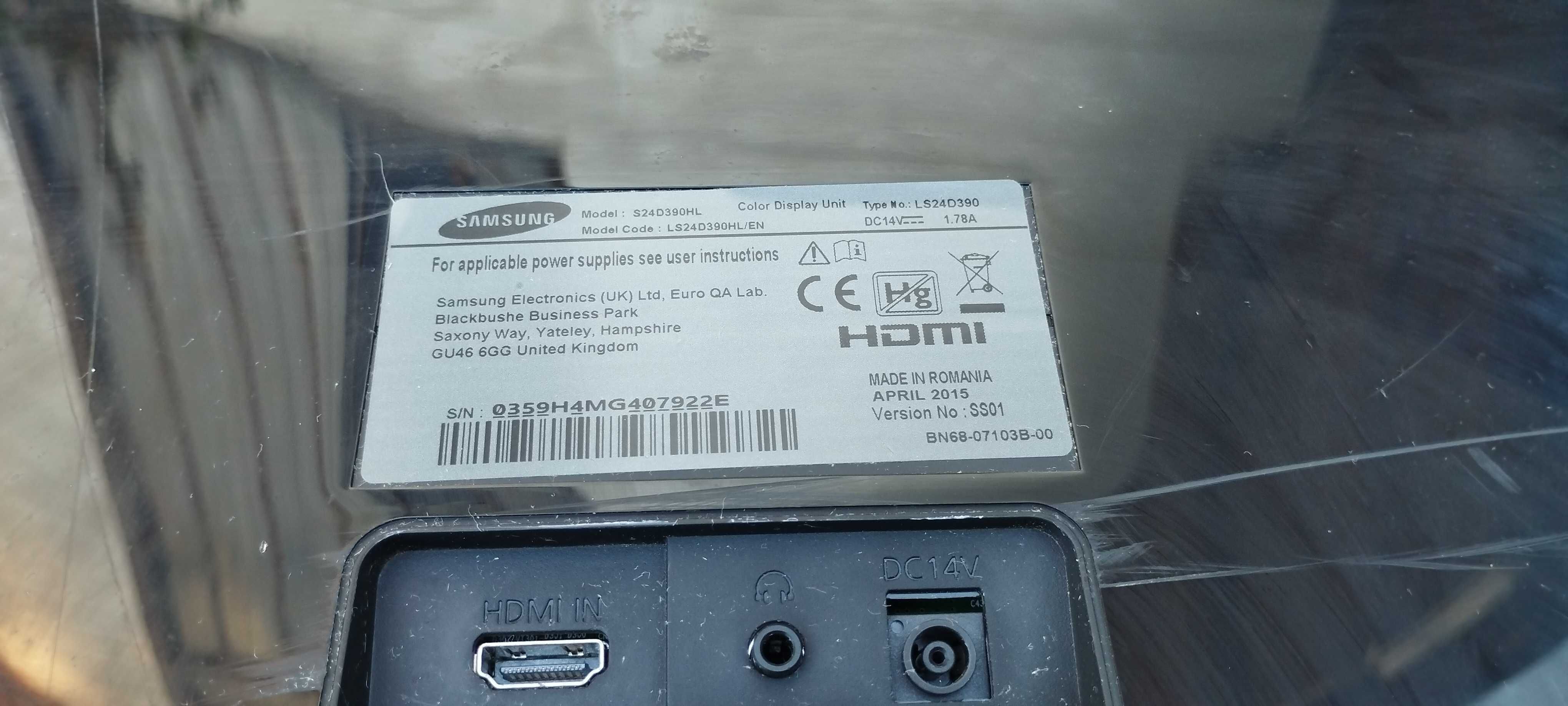 Монітор Samsung LS24D390