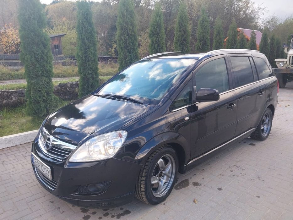 Продам авто Opel Zafira B