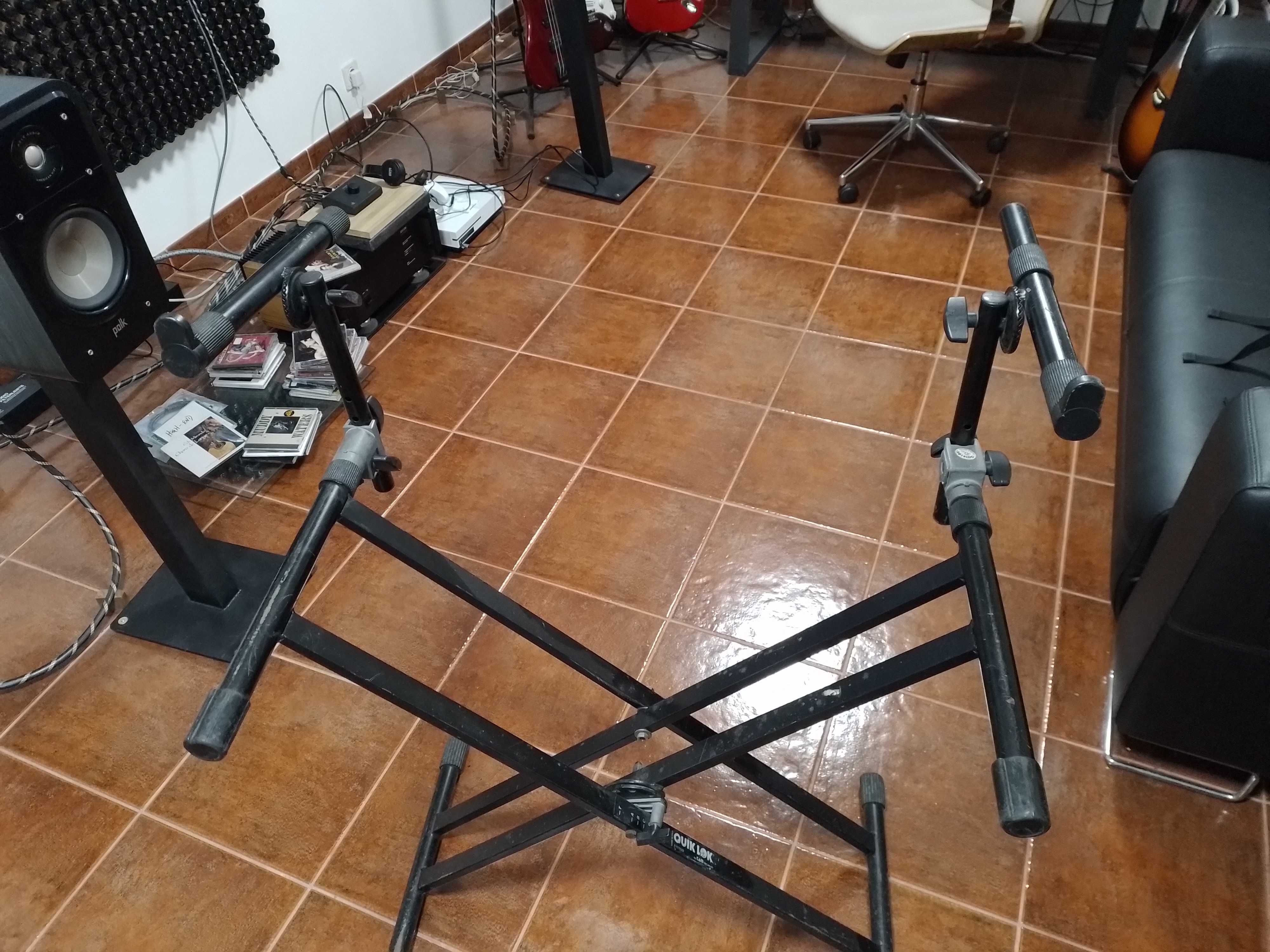 Suporte duplo teclado Quiklok