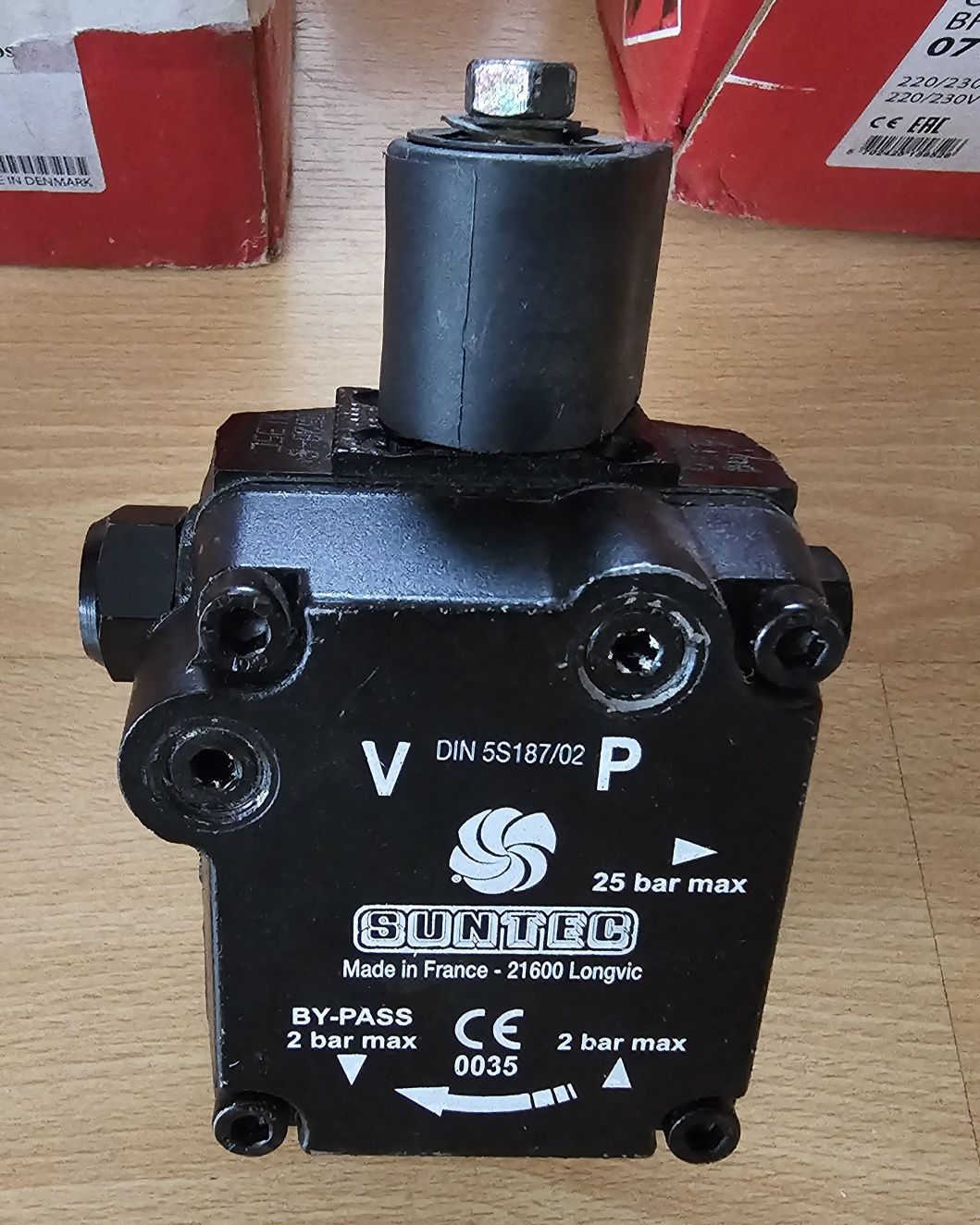Pompa Oleju Palnika Kotła DANFOSS BFP 21 41 L3 i R3 SUNTEC AL35C NOWA