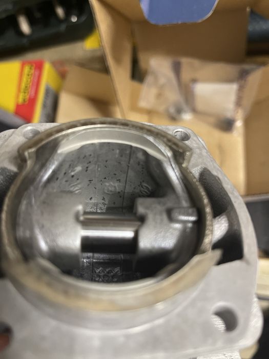 Поршньова Циліндр у комплекті Husqvarna 365 372 оригінал