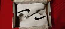 Buty sportowe NIKE AIR FORCE 1 07 r.40