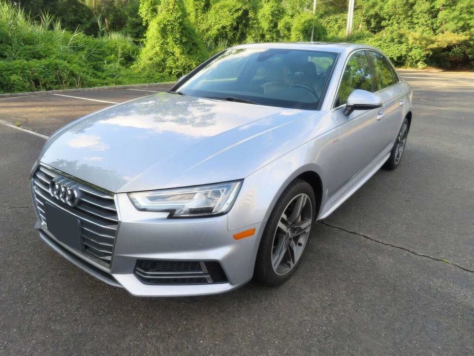 Audi A4 quattro Premium Plus      2017