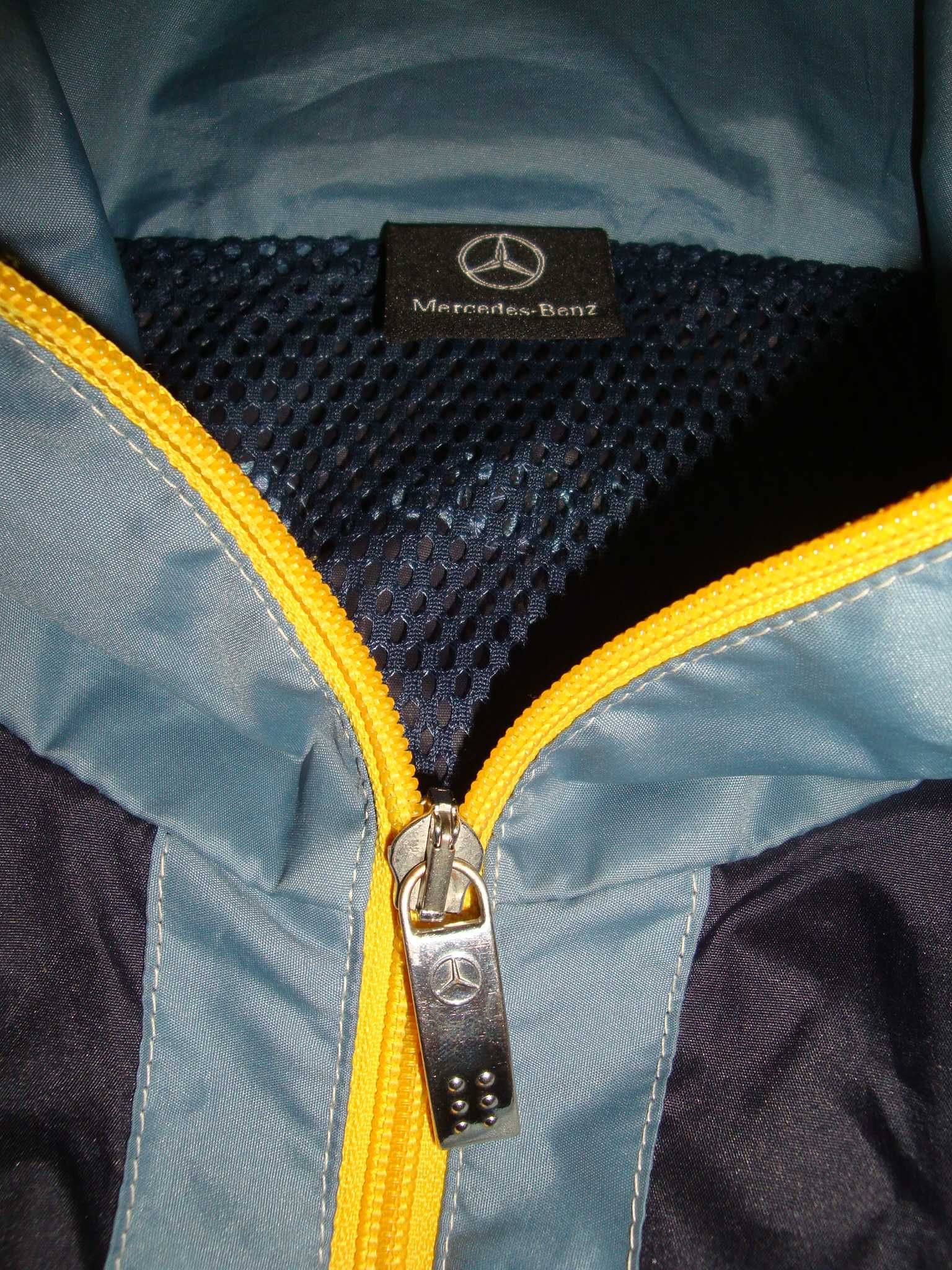 Куртка дождевик MERCEDES BENZ ( Италия ) , размер S-M ( 48-50 )