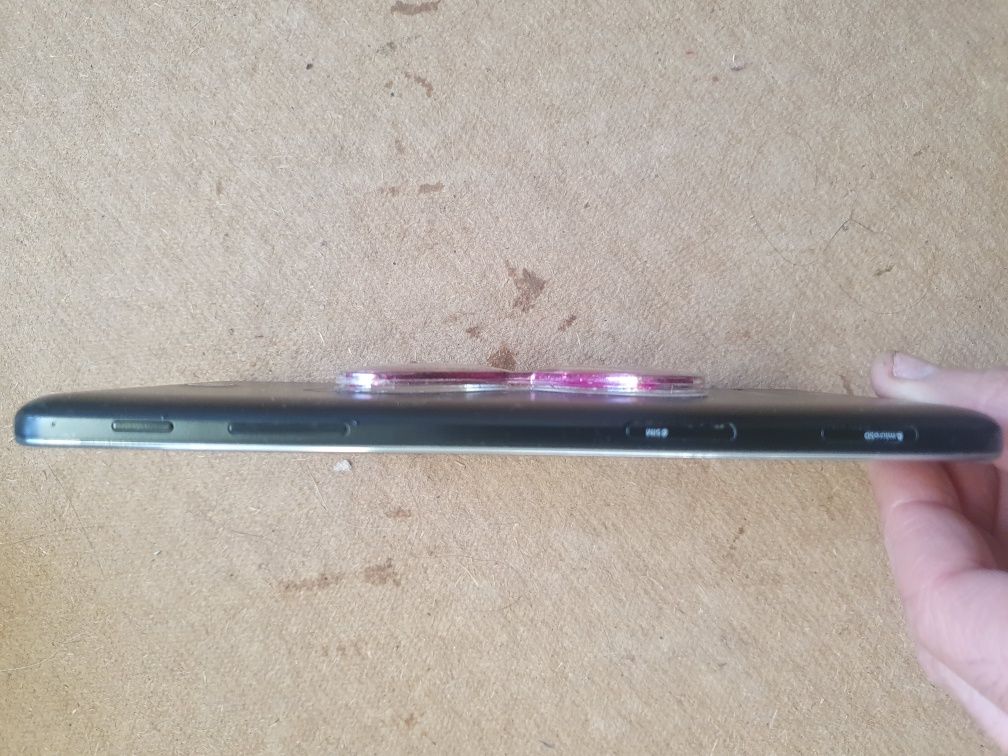 Планшет Samsung  SM-T 231 (GalaxyTab 4 7.0)