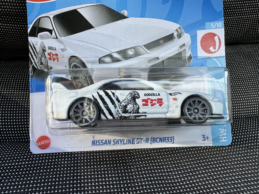 Hot wheels Nissan Gt-r R 33 BCNR Godzilla model autko