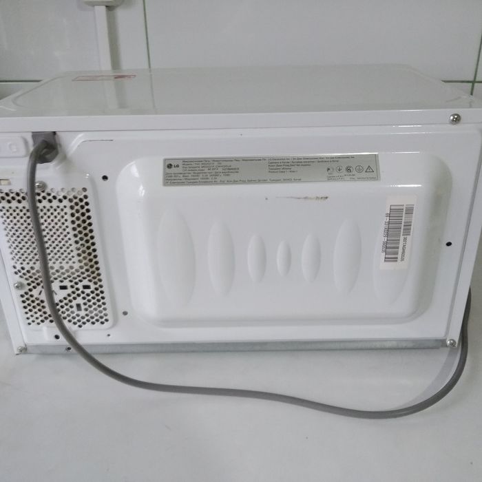 Микроволновка LG MS2021F, мікрохвильова піч LG робоча