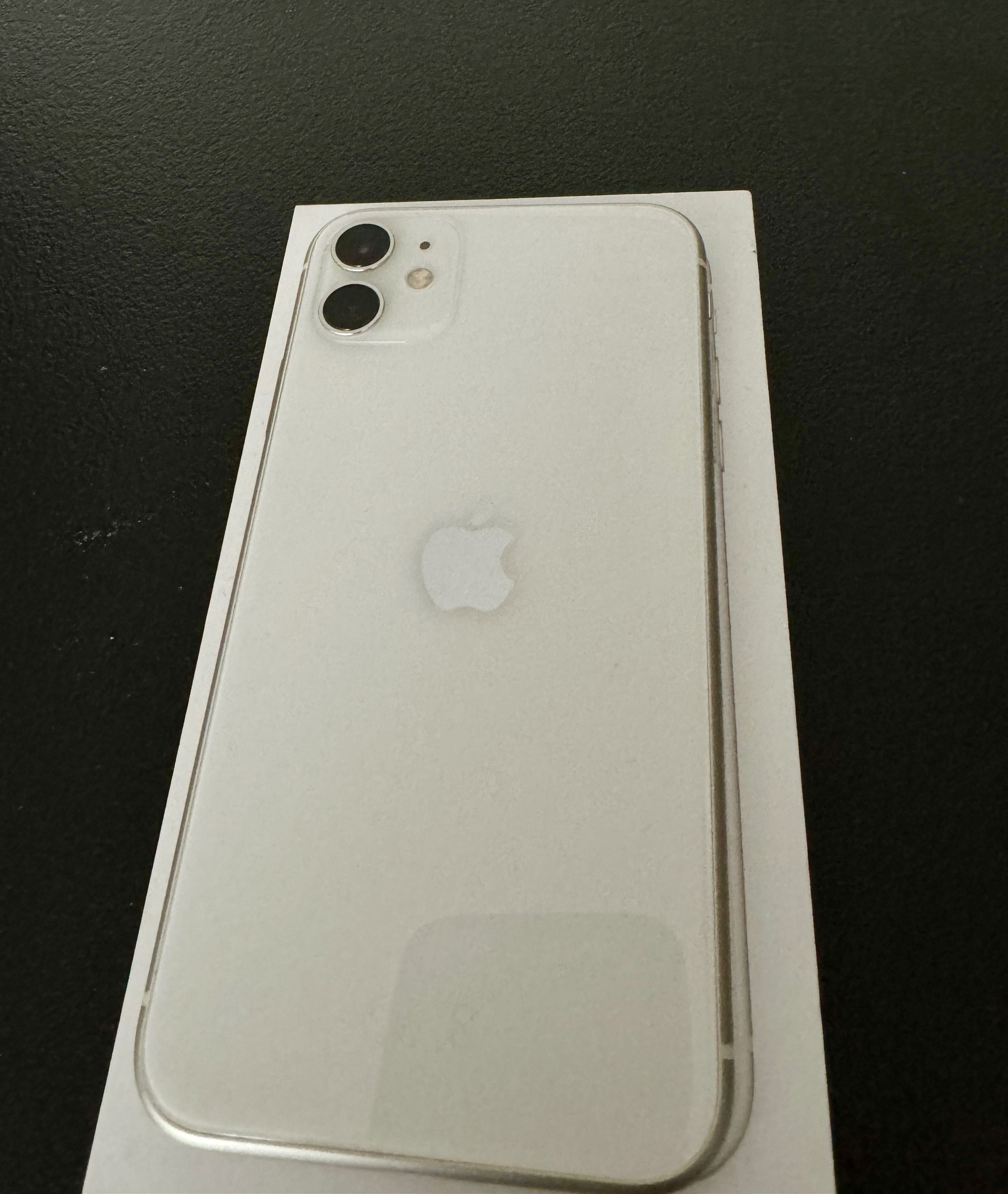 iPhone 11 biały, 64 GB