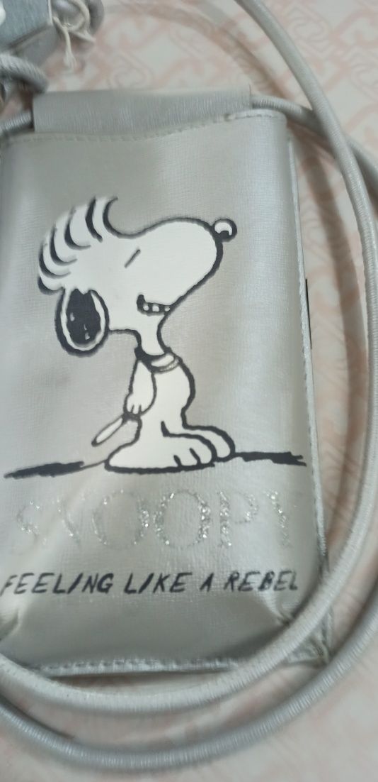 Women'Secret - Bolsa P/ telemóvel Prateada do Snoopy - Nova - 24h