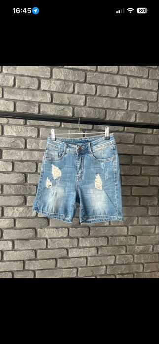 Krótkie spodenki damskie