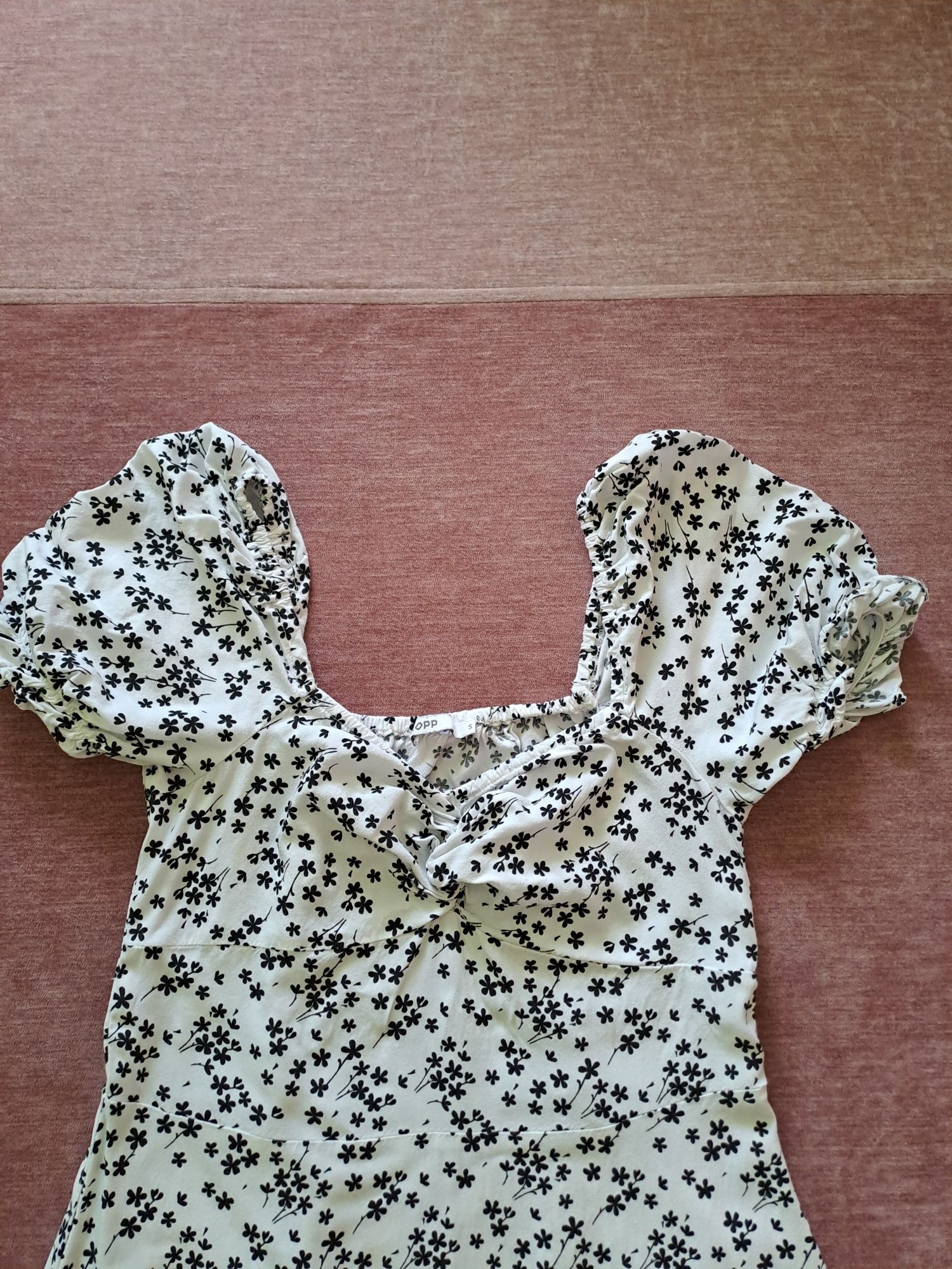 Sukienka CROPPP na 128 cm wzrostu