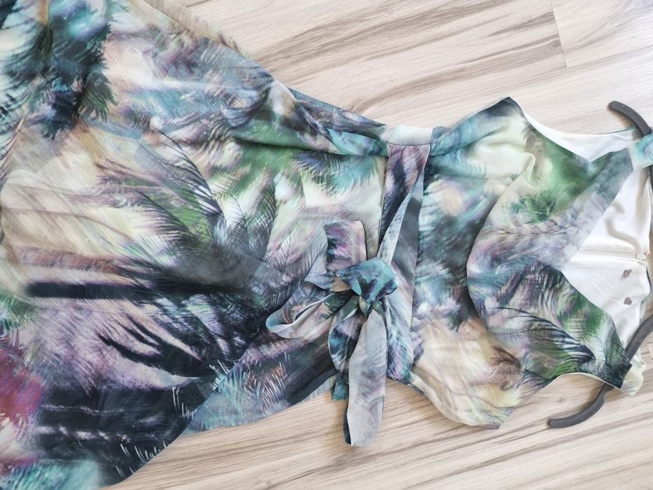 Sukienka z dekoltem typu woda, 38