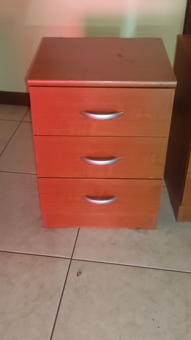 Conjunto de Mesas de cabeceira