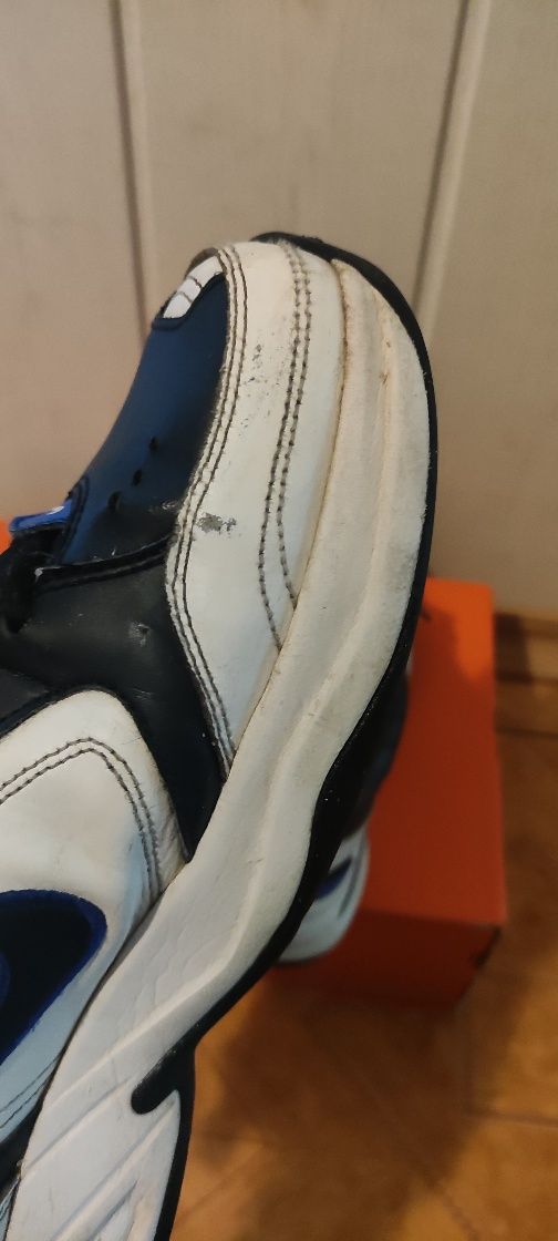 Buty sportowe Nike Air Monarch r.45,5