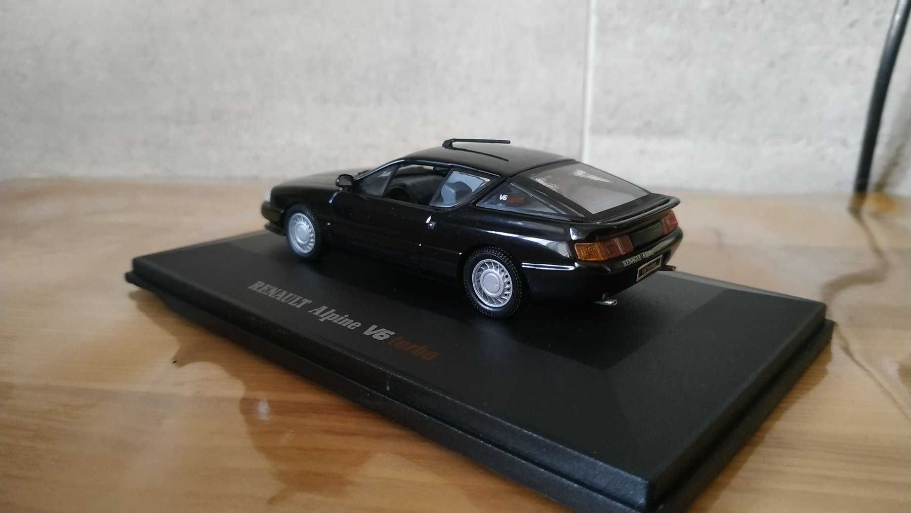 Renault Alpine V6 Turbo (Universal Hobbies) 1/43 1:43