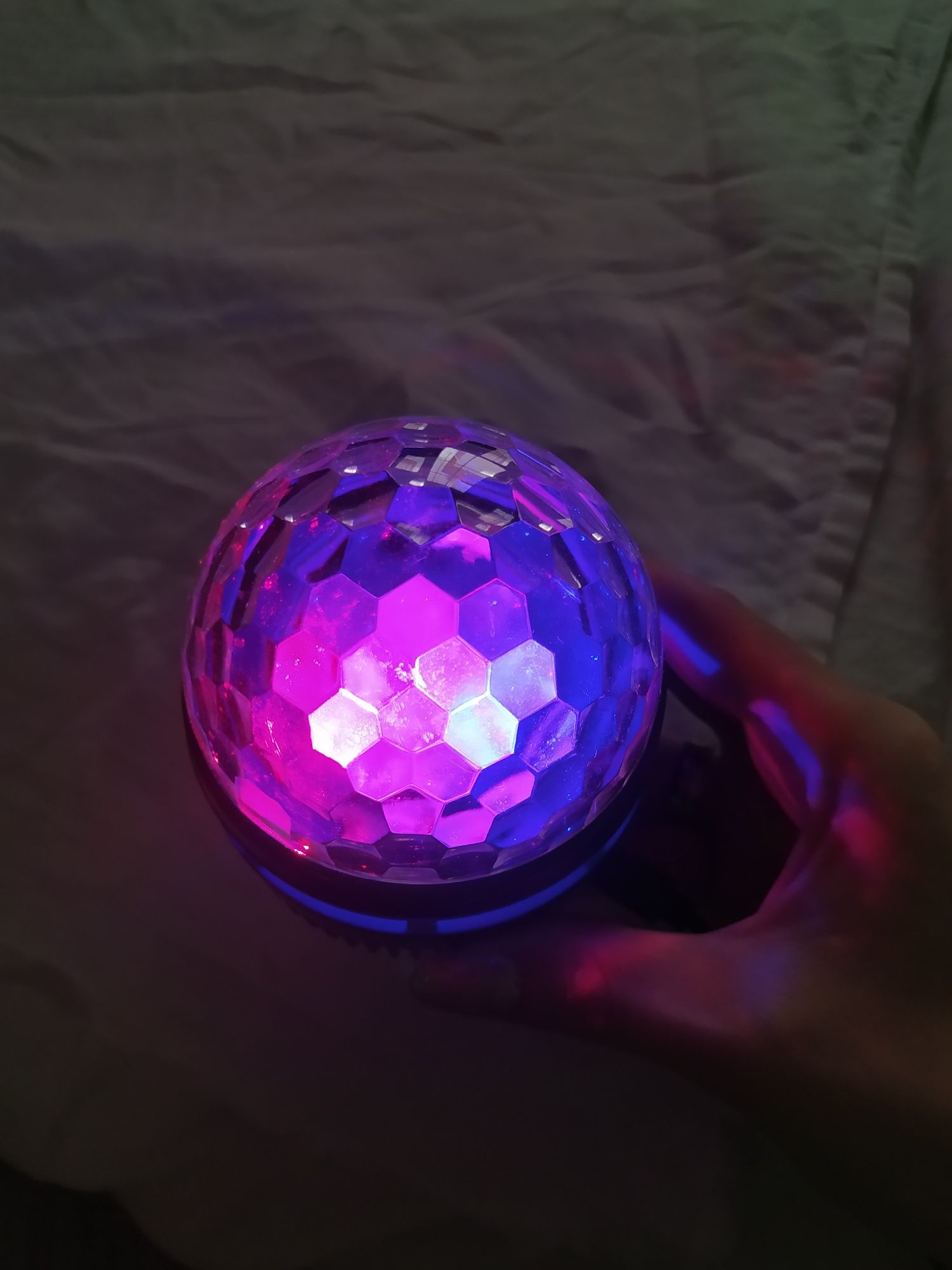 Mały projektor lampka kula dyskotekowa wielokolorowy usb