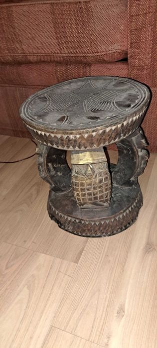 Banco em Madeira Africano