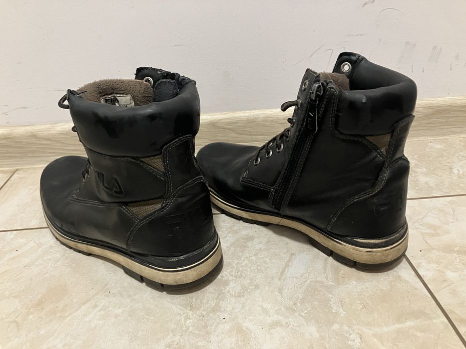 Buty skórzane FILA 37 (22cm)