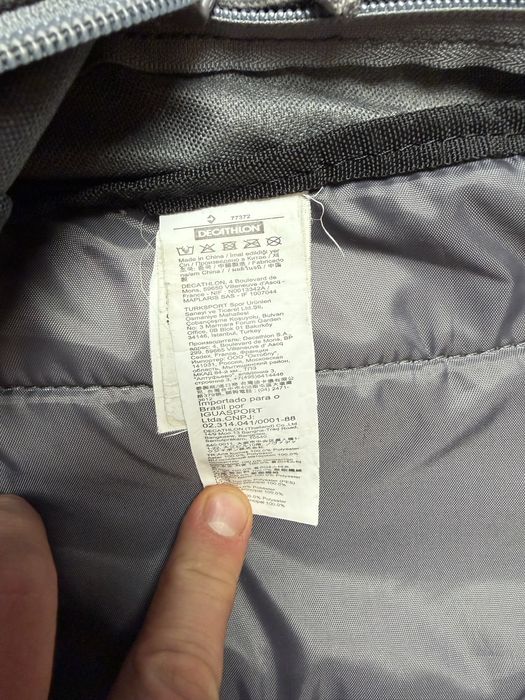 Спортивный рюкзак Quechua 20 l оригинал серый городской