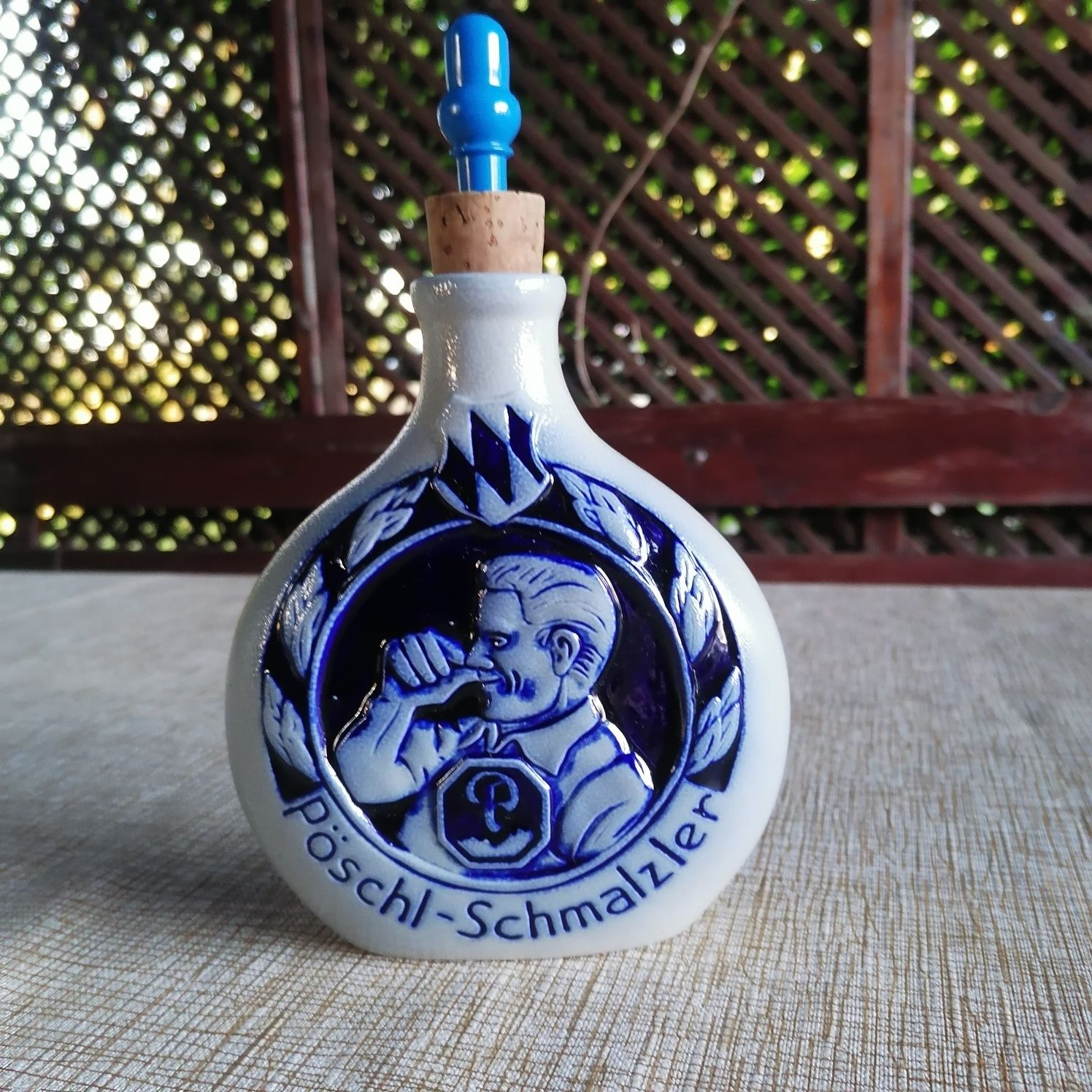 Kolekcjonerska ozdobna butelka karafka na tabakę Poschl Schmalzler