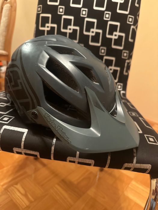 Kask wyczynowy na rolki hulajnogę rower dirt dh troy Lee designs tld