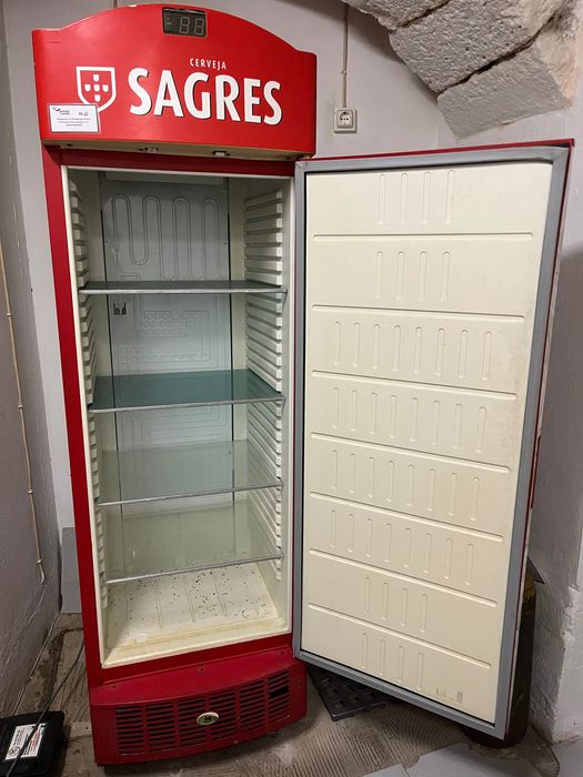 Frigorífico vertical