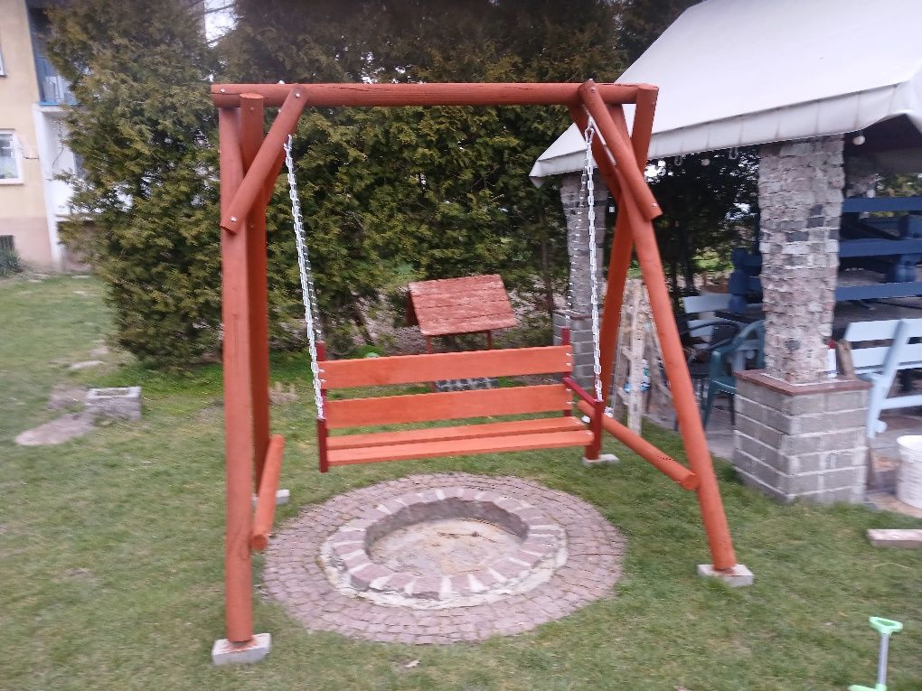 Huśtawka ogrodowa możliwość montażu bocianiego gniazda, hamaku.