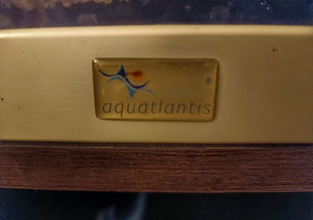 Aquário aquantlis com capacidade de 200 Litros de Água