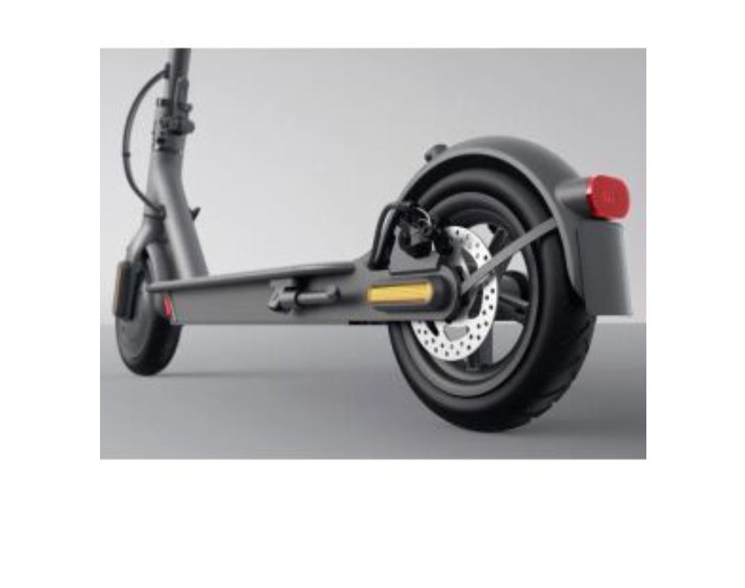 Продам електро самокат Xiaomi Mi Electric Scooter Essential Black