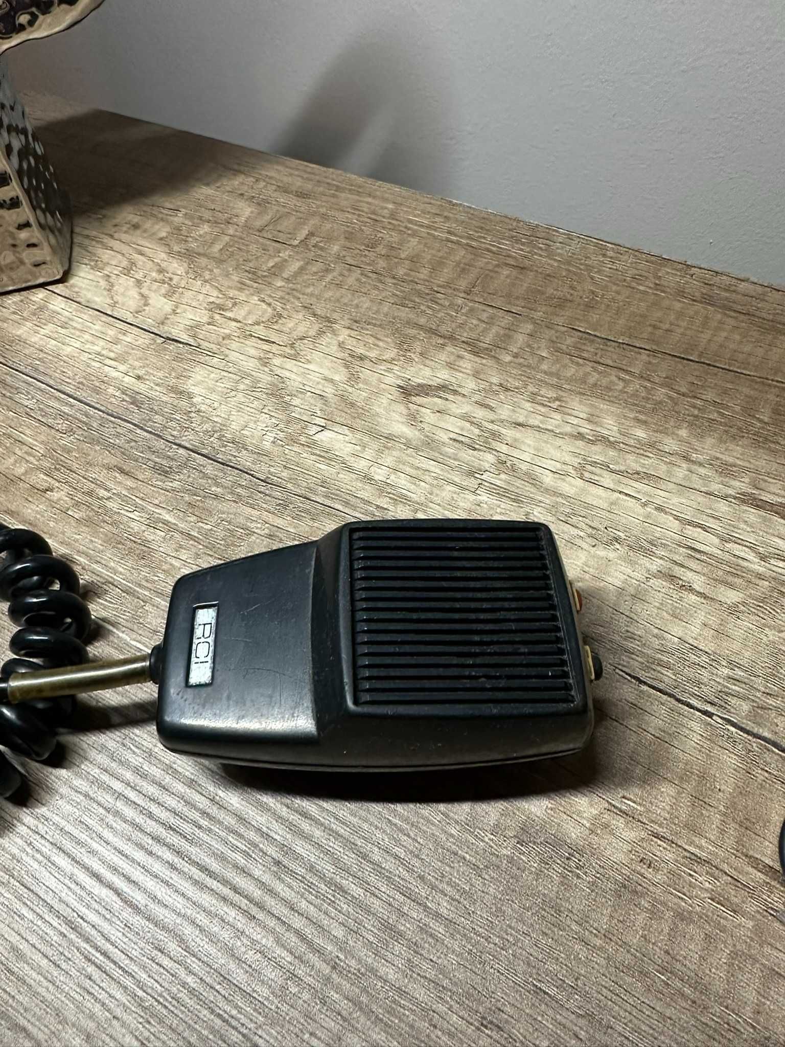Radio CB RANGER RCI-2950 z oryginalnym mikrofonem i kablem zasilącym