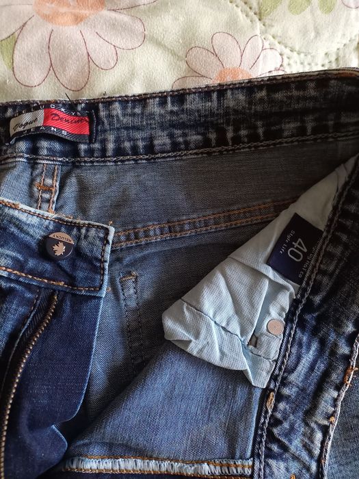 Продам шорти жіночі джинсові