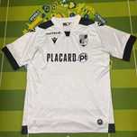 Camisola principal Vitória SC