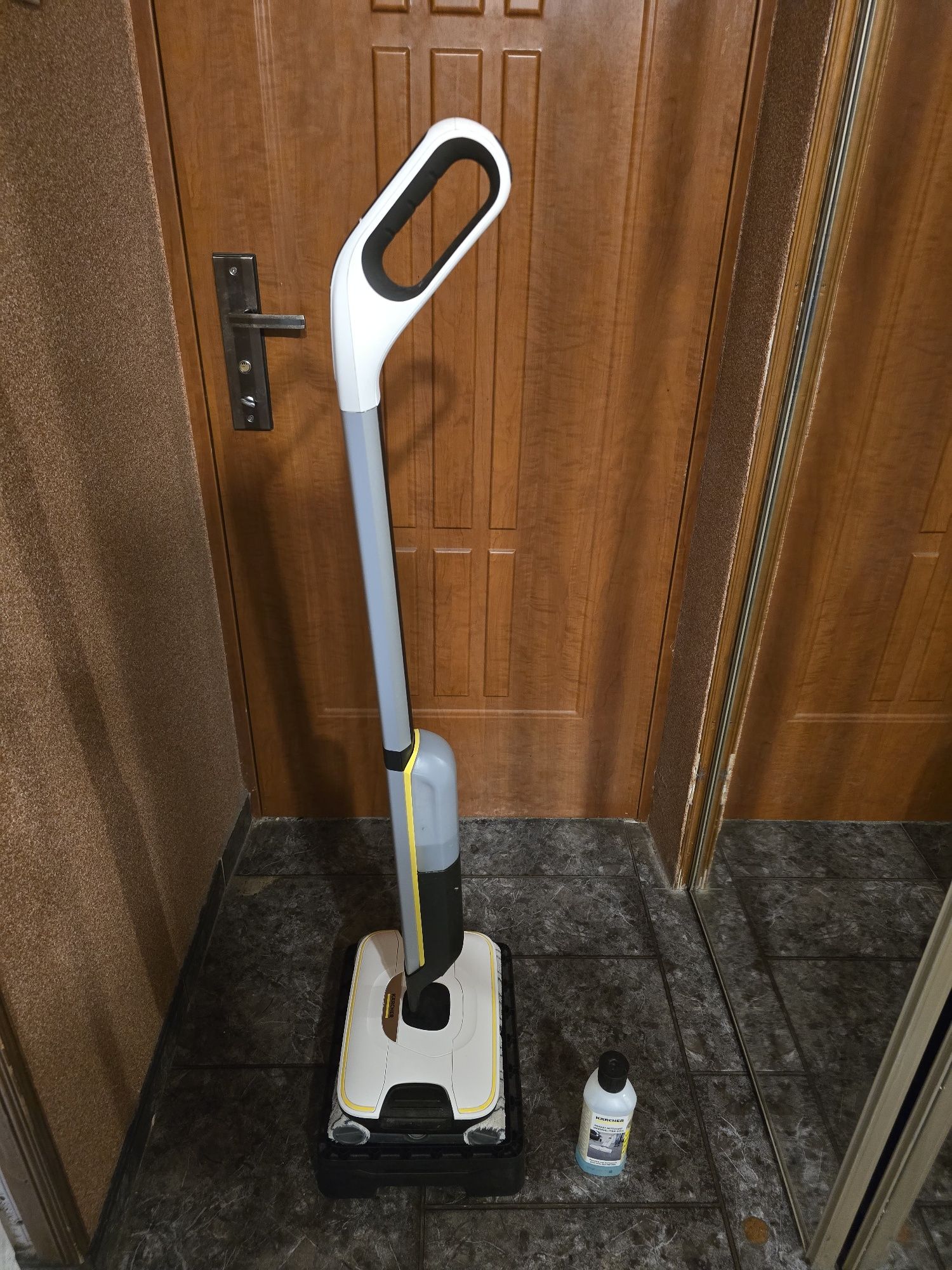 Mop elektryczne Karcher FC 7 Plus