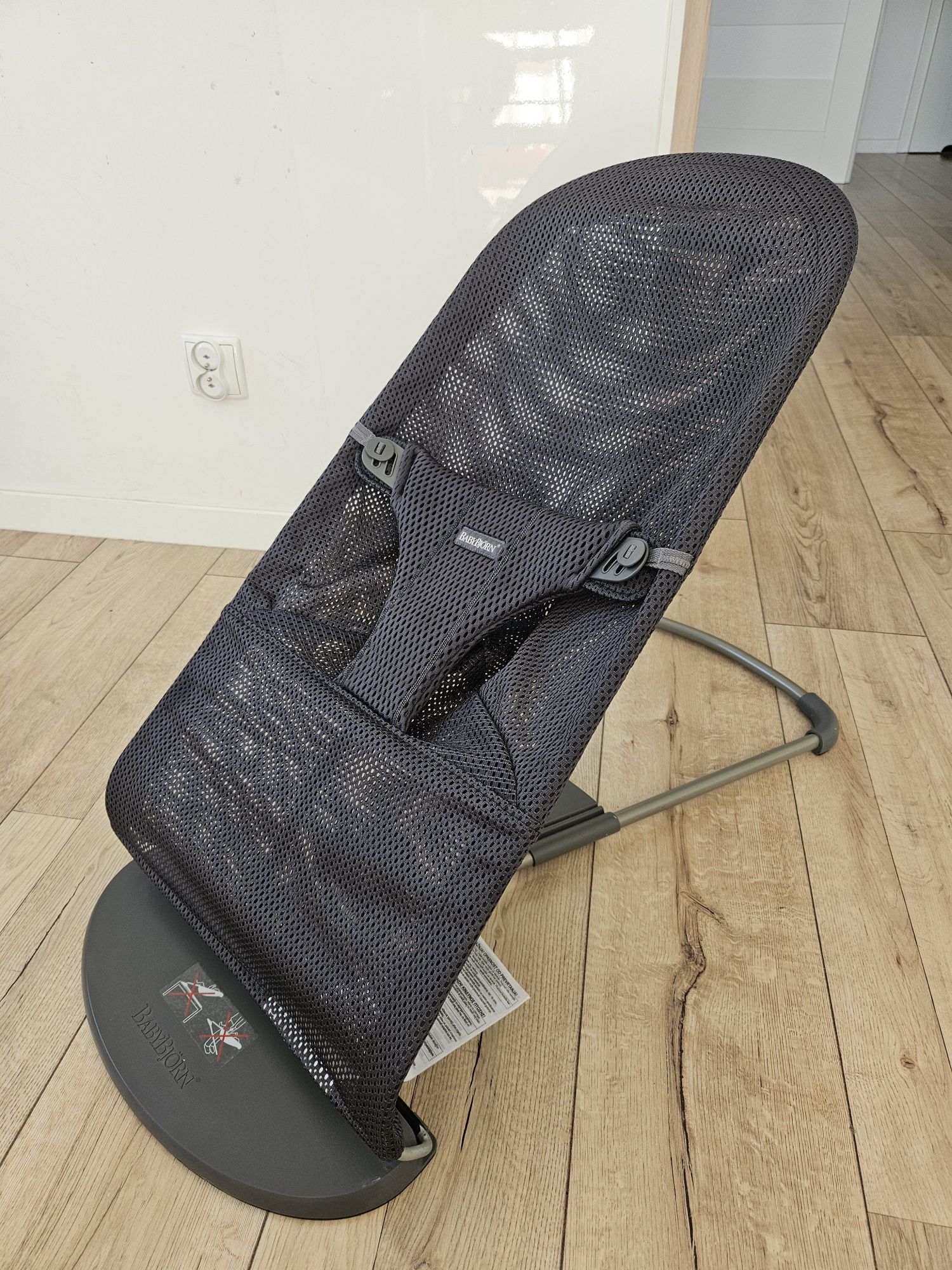 Bujaczek babybjorn mesh antracyt