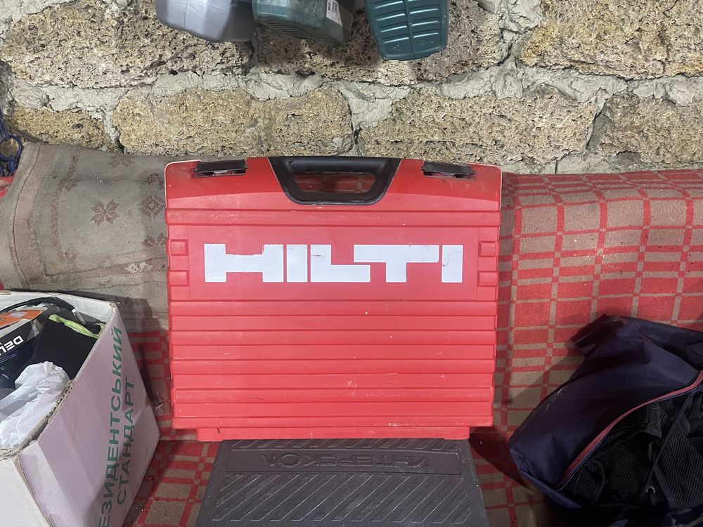 Монтажний пістолет Hilti gx 120