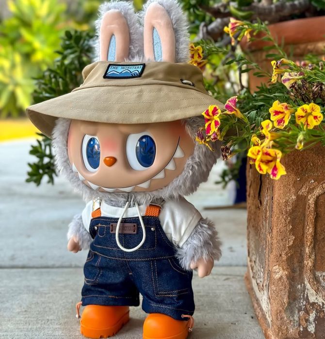 Оригінал ‼️ labubu ! Документи