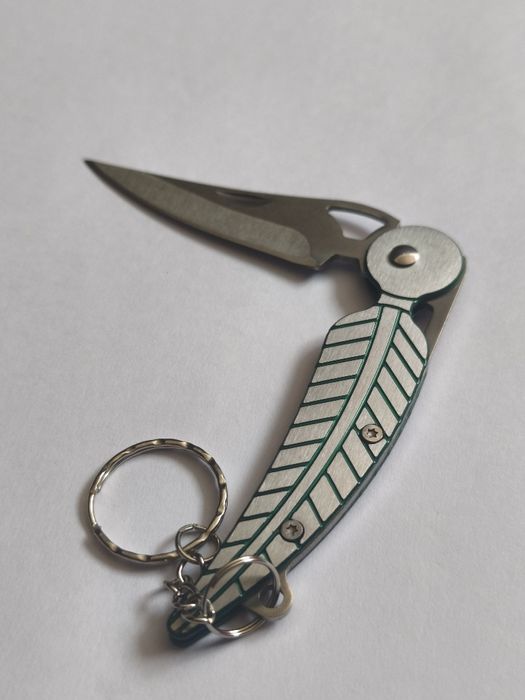 Faca Porta chaves de Pena em aço inoxidável