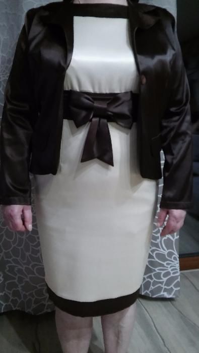 Sukienka kremowo-brazowa rozmiar 46 + marynarka