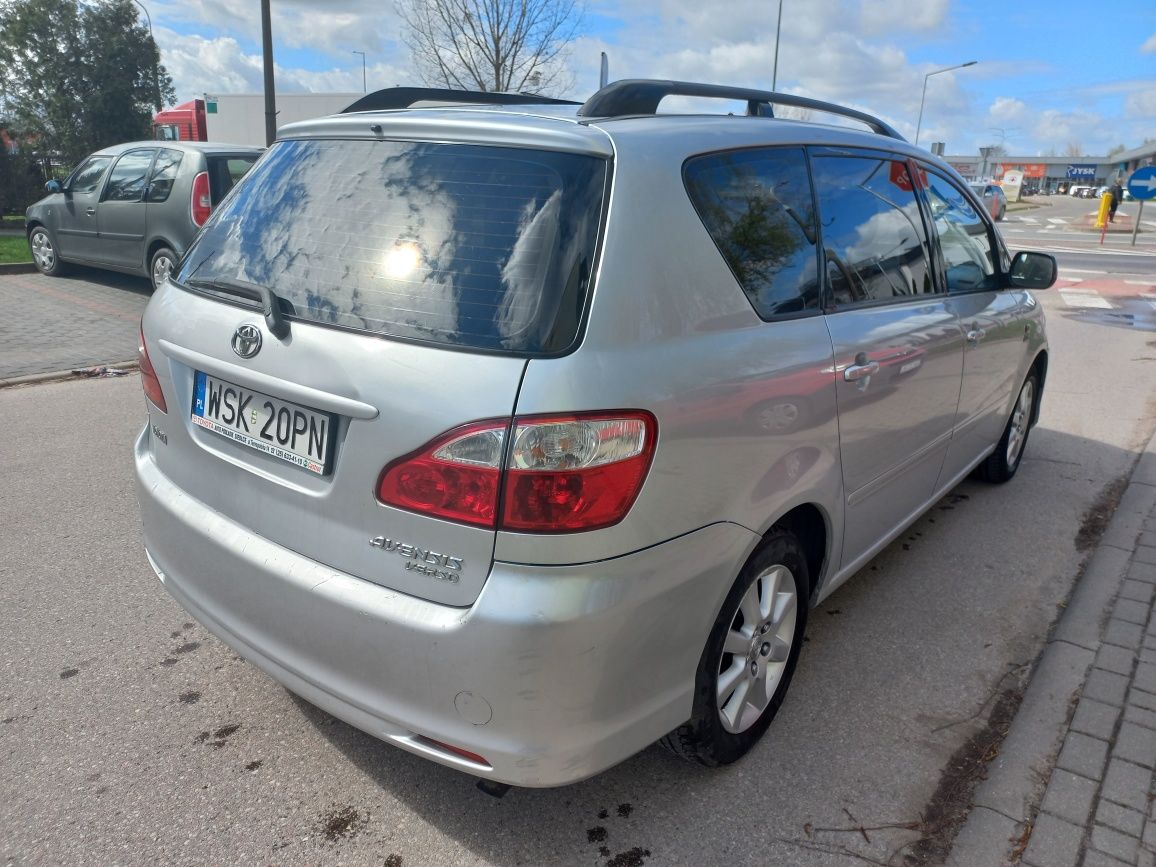 Toyota Avensis Verso*2.0 D4D*2004r*serwisowana w ASO*7 osób*bez rdzy*