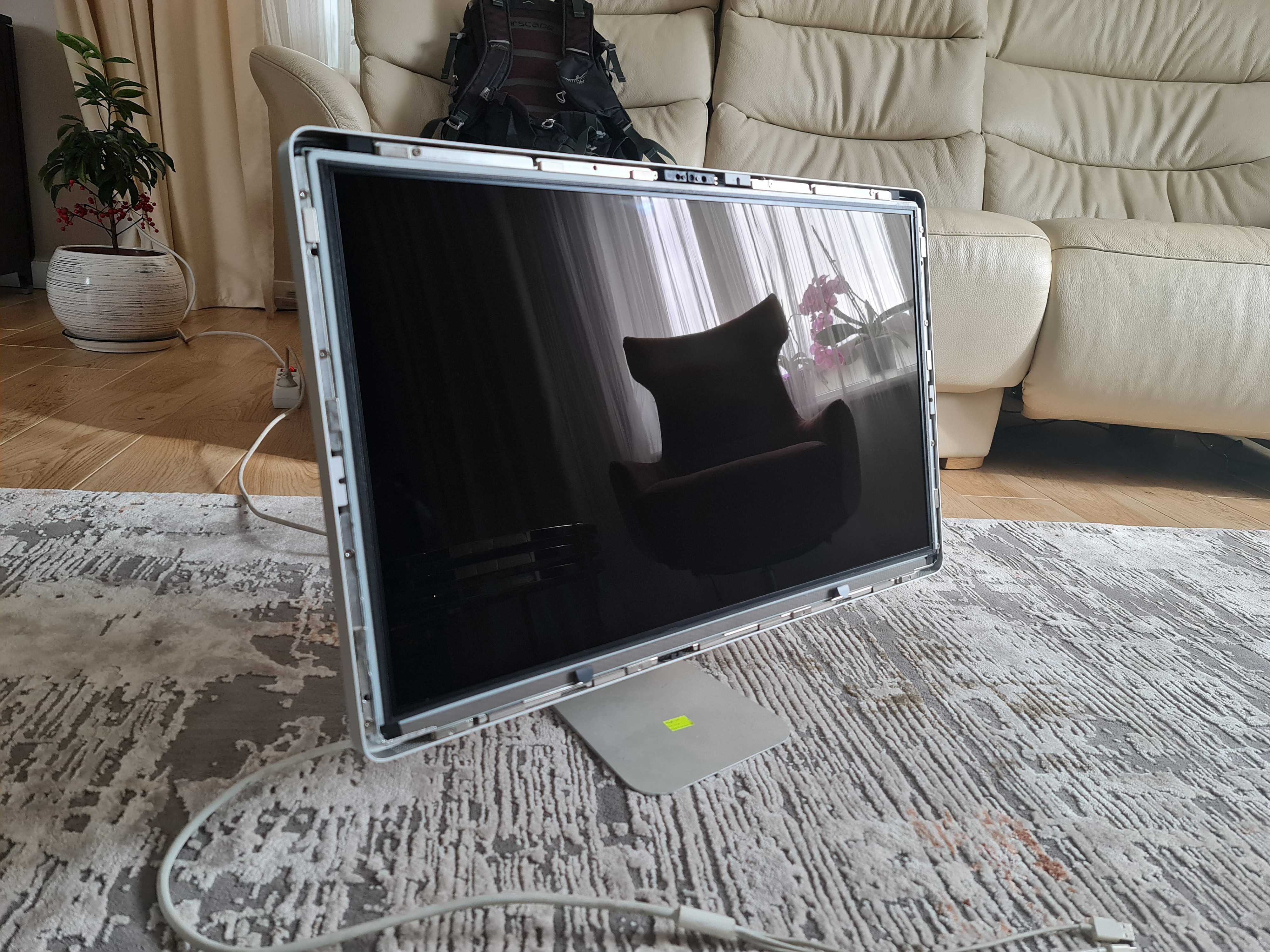 Монітор 27" Apple A1316 LED Cinema Display